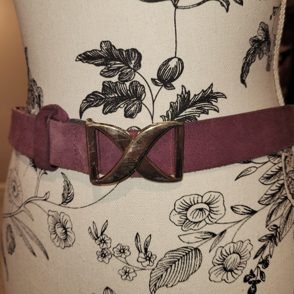 Banana republic suede Burgundy belt
